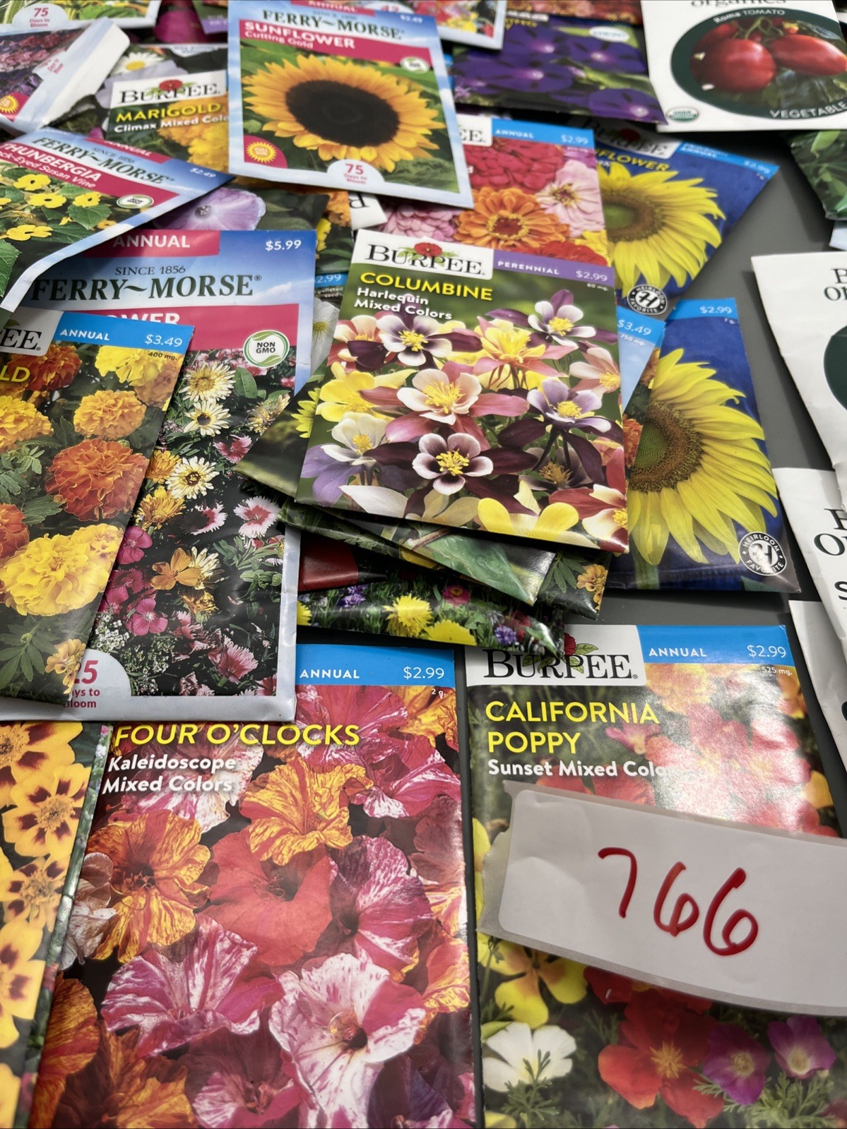 Flowers &Vegetable Plant Seeds (Assorted Lot of 100) sell by 11/26 Garden